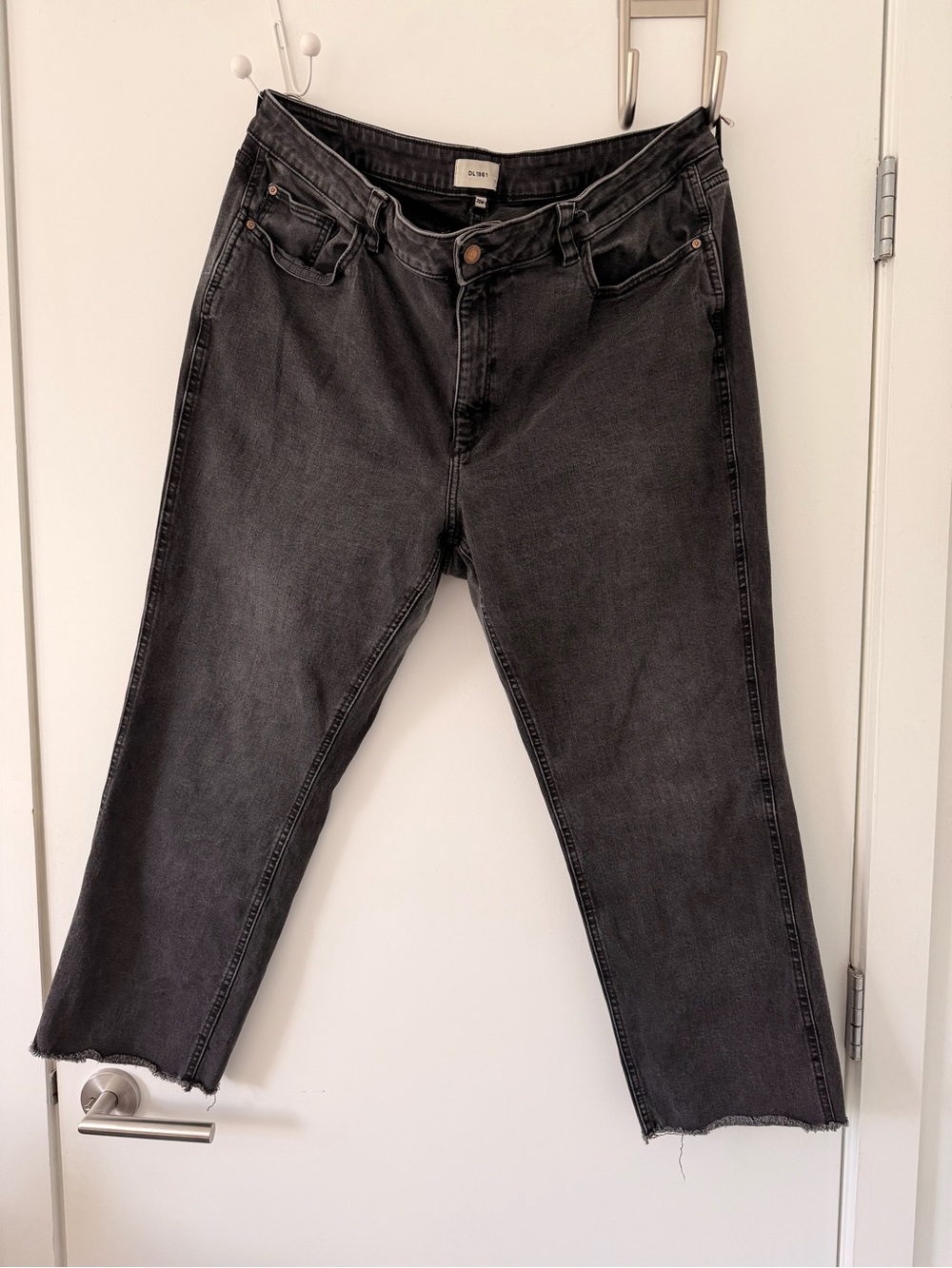DL1961 Plus Size Black Ankle Straight Jeans 20W Frayed Raw Hem Stretch